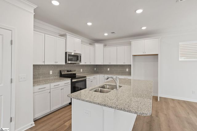 327 Metz Drive, Greenville, SC 29611