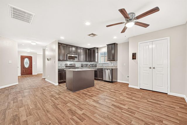 2030 Stonework Lane, Missouri City, TX 77489