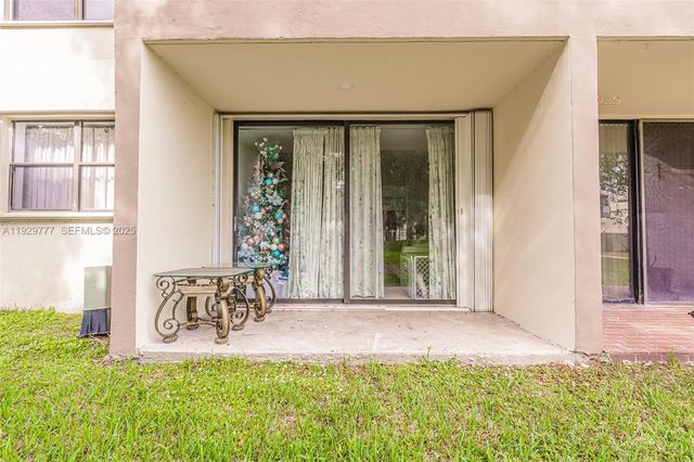8006 SW 149th Avenue D109, Miami, FL 33193