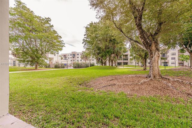 8006 SW 149th Avenue D109, Miami, FL 33193