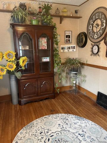 45236 Deshon Street, Utica, MI 48317