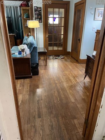 45236 Deshon Street, Utica, MI 48317