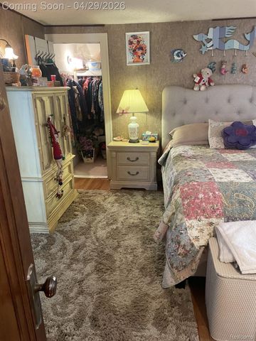 45236 Deshon Street, Utica, MI 48317