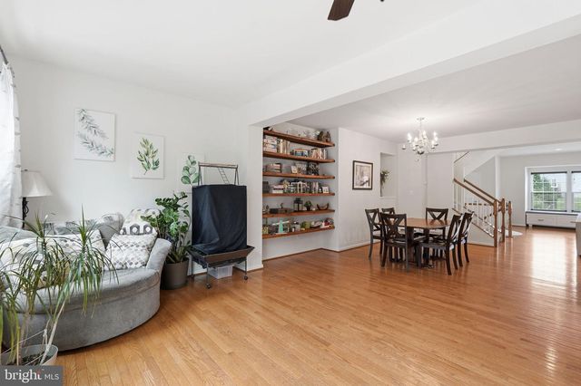 22925 CHINKAPIN OAK TER, Sterling, VA 20166