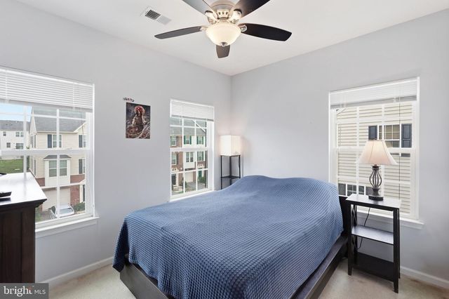 22925 CHINKAPIN OAK TER, Sterling, VA 20166