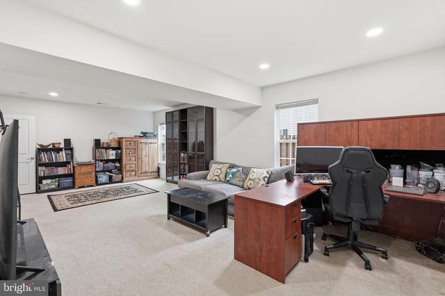 22925 CHINKAPIN OAK TER, Sterling, VA 20166