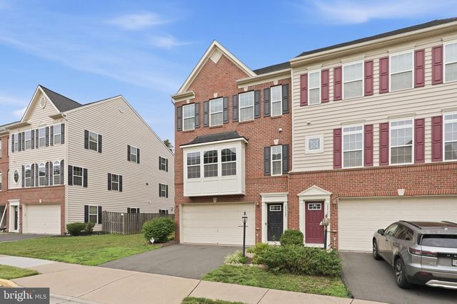 22925 CHINKAPIN OAK TER, Sterling, VA 20166