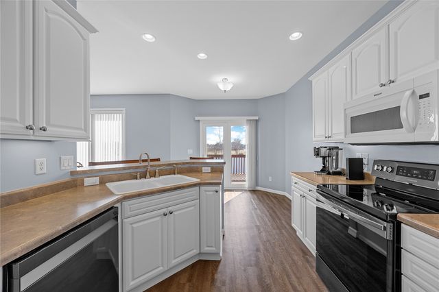 629 Winterberry Place NE, Cedar Rapids, IA 52402