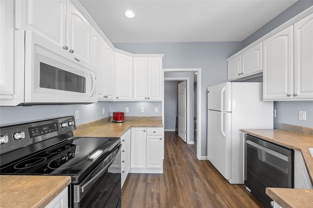 629 Winterberry Place NE, Cedar Rapids, IA 52402