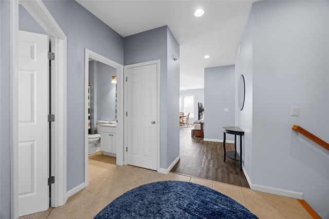 629 Winterberry Place NE, Cedar Rapids, IA 52402