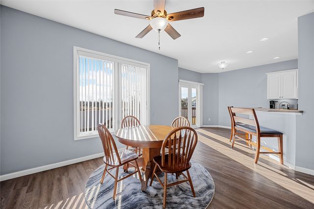 629 Winterberry Place NE, Cedar Rapids, IA 52402