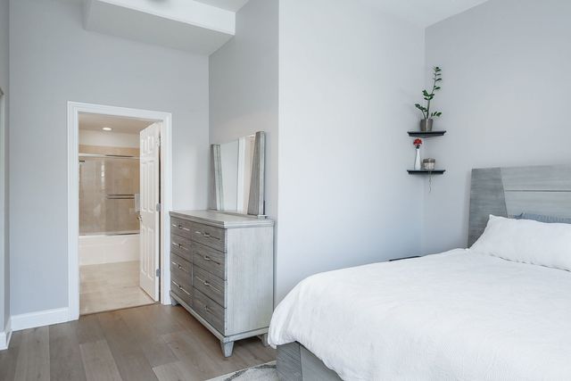 3125 W Fullerton Avenue 206, Chicago, IL 60647
