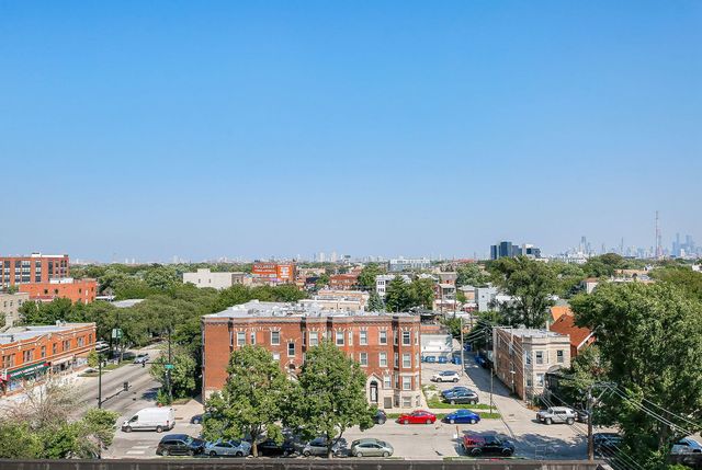 3125 W Fullerton Avenue 206, Chicago, IL 60647