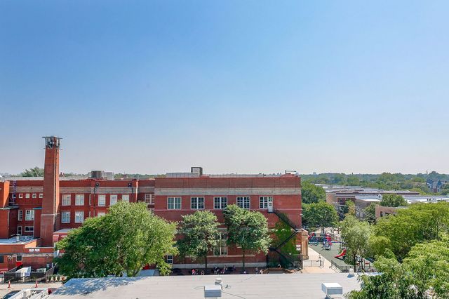 3125 W Fullerton Avenue 206, Chicago, IL 60647