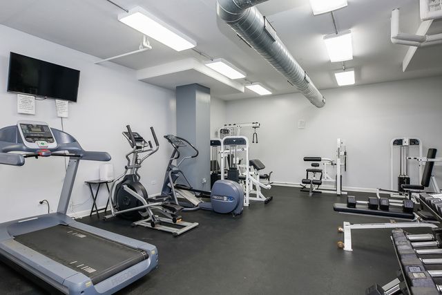 3125 W Fullerton Avenue 206, Chicago, IL 60647