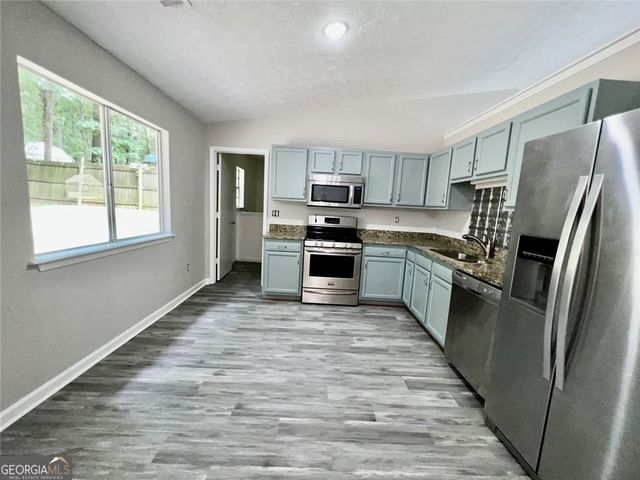 5285 Sugar Crest Drive, Sugar Hill, GA 30518
