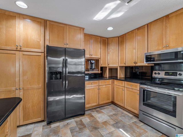 3986 S SHADES CREST ROAD, Hoover, AL 35244