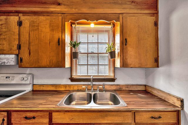 50 Morning Dove LN, Blue Ridge, VA 24064