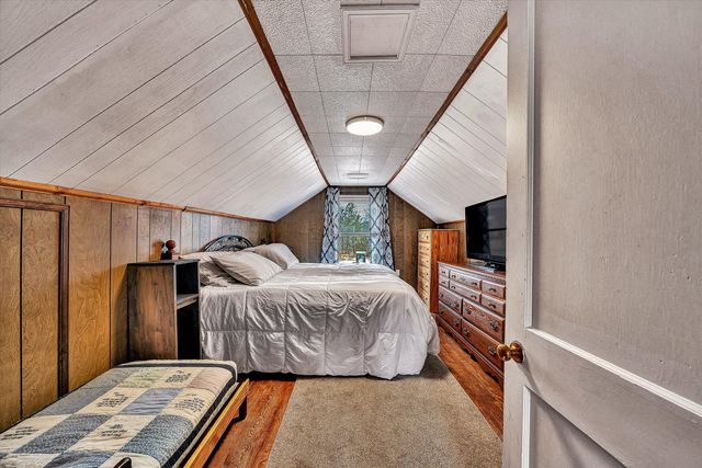 50 Morning Dove LN, Blue Ridge, VA 24064