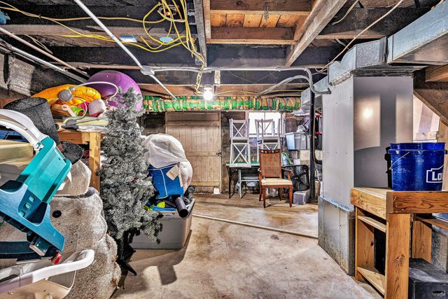 50 Morning Dove LN, Blue Ridge, VA 24064