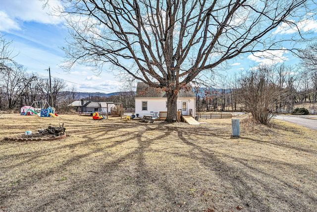 50 Morning Dove LN, Blue Ridge, VA 24064