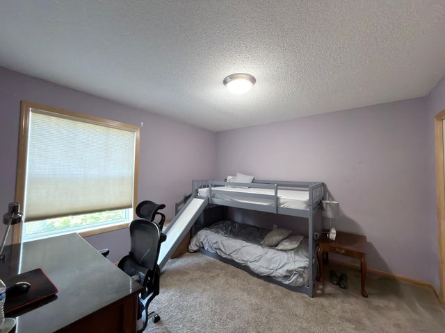 13705 54th Avenue N, Plymouth, MN 55446