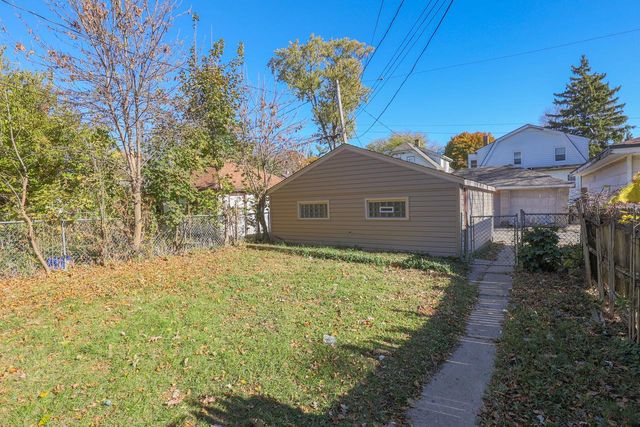 5506 N 34th STREET, Milwaukee, WI 53209