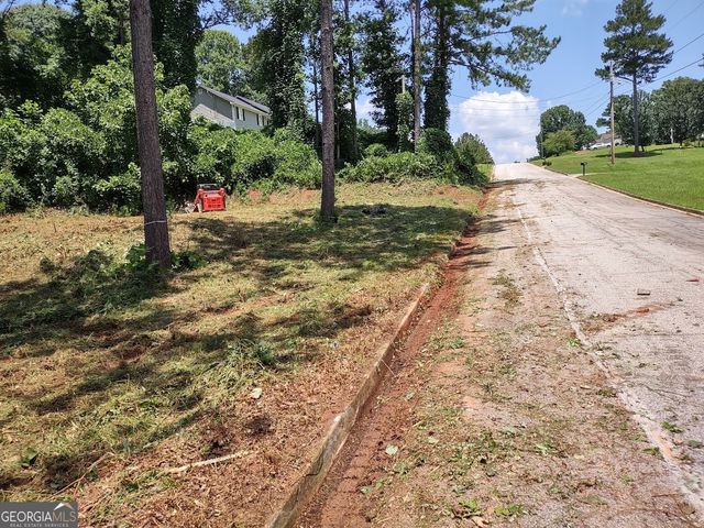 226 Farmbrook Parkway, Stockbridge, GA 30281