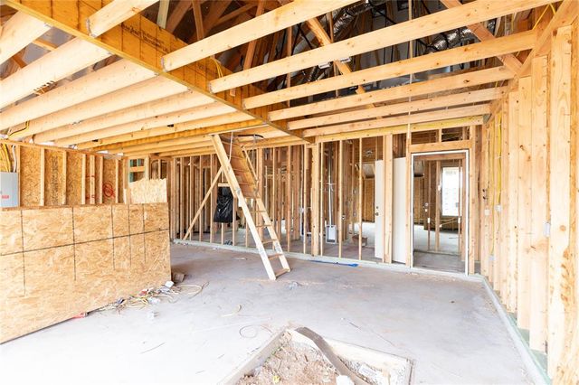 9236 NW 86th Street, Yukon, OK 73099
