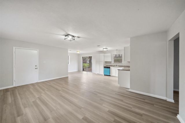 602 Reverse Street, Conroe, TX 77301