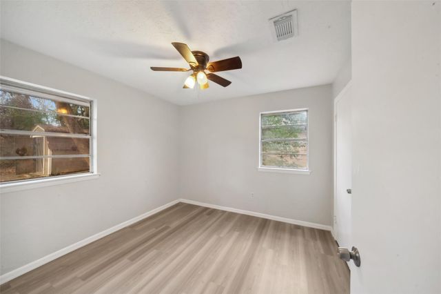 602 Reverse Street, Conroe, TX 77301