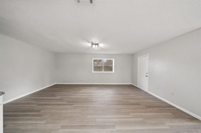 602 Reverse Street, Conroe, TX 77301