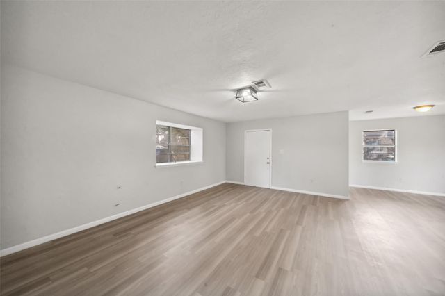 602 Reverse Street, Conroe, TX 77301