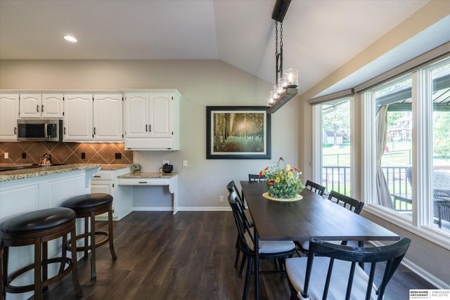1710 N 212th Street, Elkhorn, NE 68022
