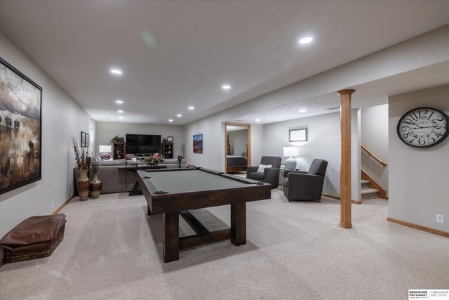 1710 N 212th Street, Elkhorn, NE 68022