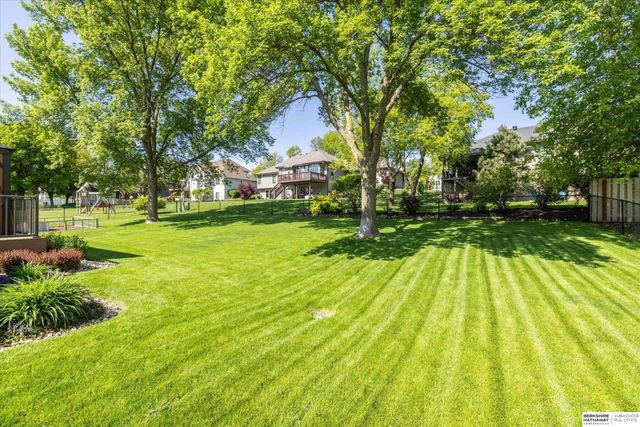 1710 N 212th Street, Elkhorn, NE 68022