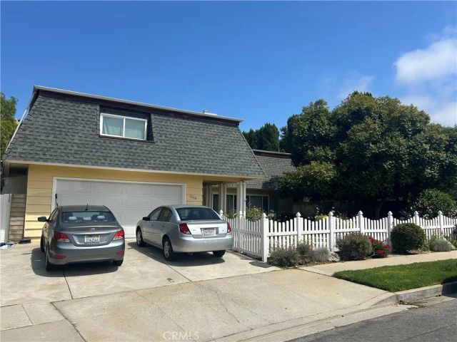 2266 Adrian St, Newbury Park, CA 91320