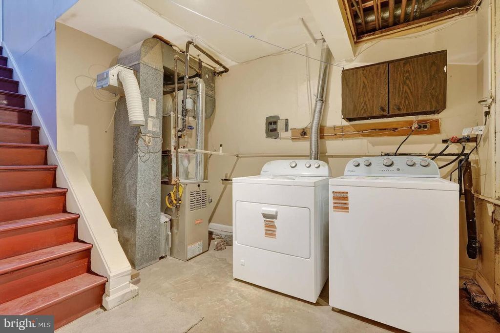 Image 28 of property listing at 2430 SUN VALLEY CIR #7-B, Silver Spring, MD 20906