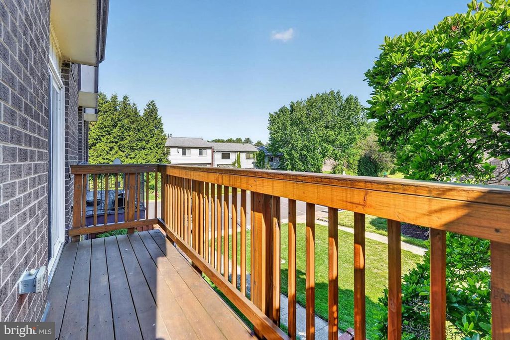 Image 29 of property listing at 2430 SUN VALLEY CIR #7-B, Silver Spring, MD 20906