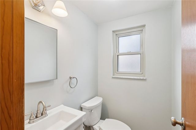 439 Manor Road, Delmont, PA 15626