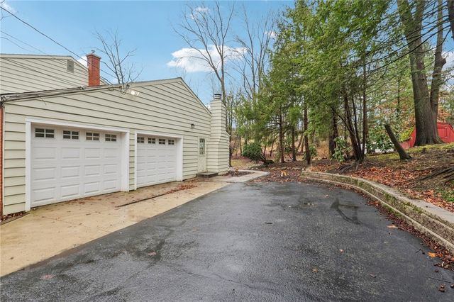 439 Manor Road, Delmont, PA 15626