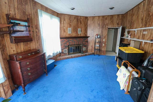 112 E 2nd Street, Huntingburg, IN 47542