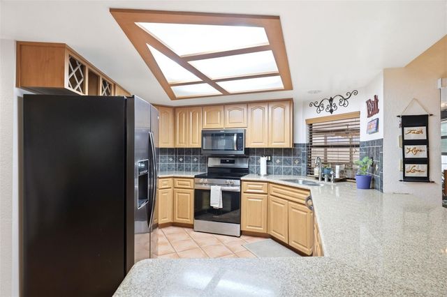 5227 SUWANNEE ROAD, Weeki Wachee, FL 34607