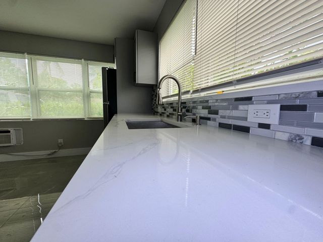 189 SE 27th Place C, Boynton Beach, FL 33435