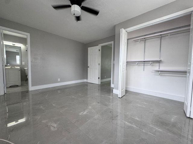 189 SE 27th Place C, Boynton Beach, FL 33435