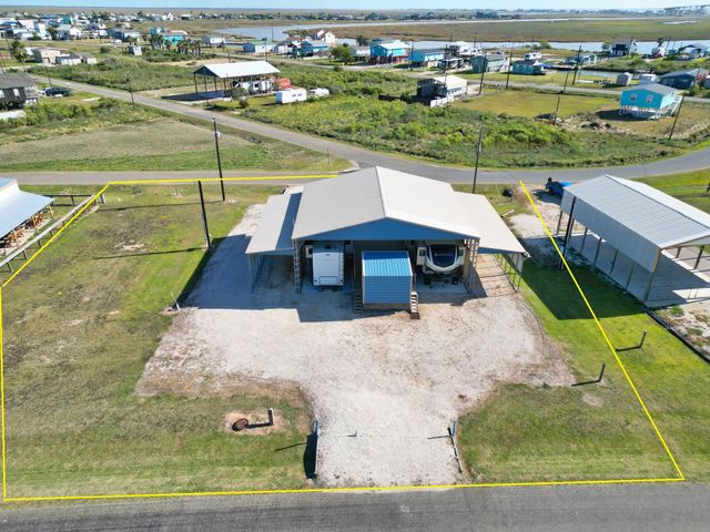 663 Blue Water Boulevard, Sargent, TX 77414