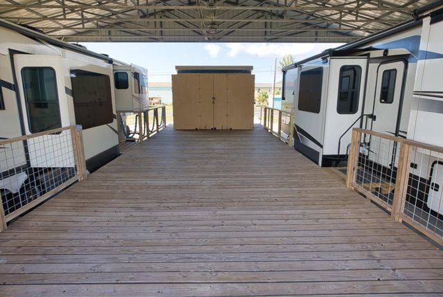 663 Blue Water Boulevard, Sargent, TX 77414