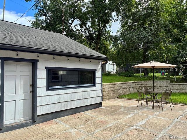2551 Platt Road, Ann Arbor, MI 48104