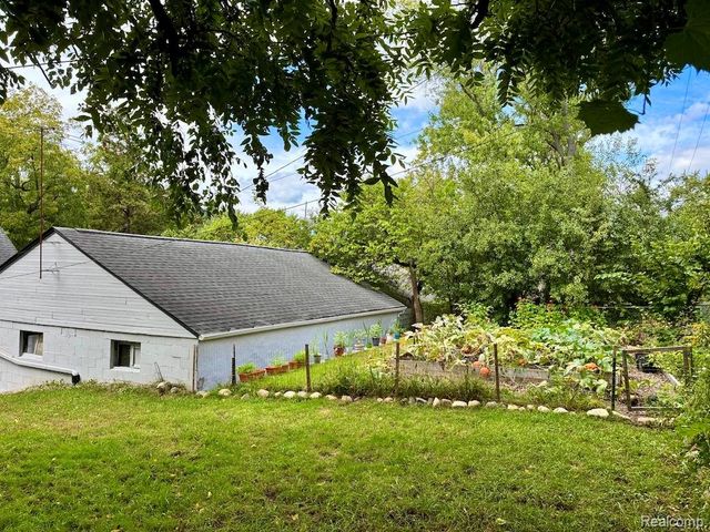 2551 Platt Road, Ann Arbor, MI 48104