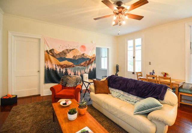 25 George Street D, Charleston, SC 29403